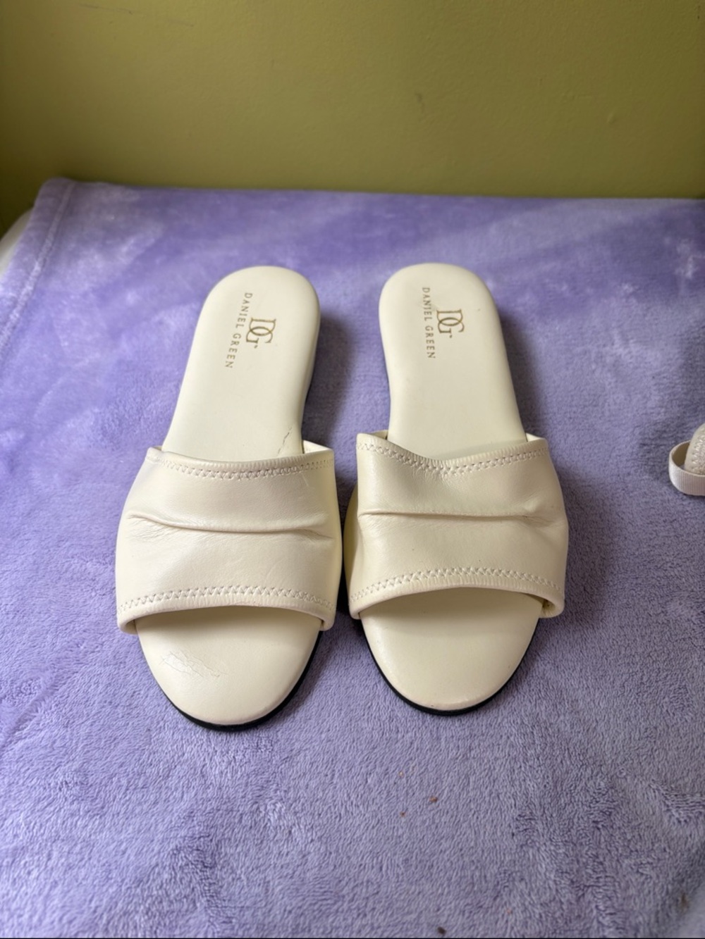 Daniel Green Women' Slides Hueso Made In Usa Size 7/Fit Us7